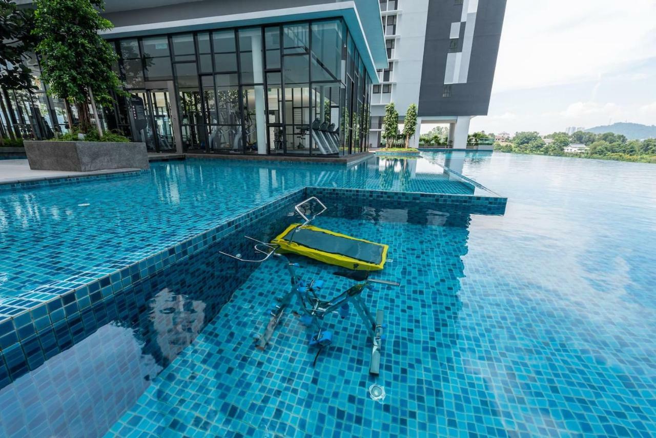 @Mario Direct Mrt Link & 50M Infinity Pool With Jacuzzi Apartment Shah Alam Exterior photo